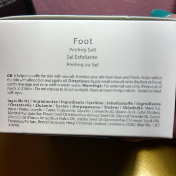 NEW Dr. C. Tuna Peeling Sea Salt for Hand & Foot - Picture 4 of 8